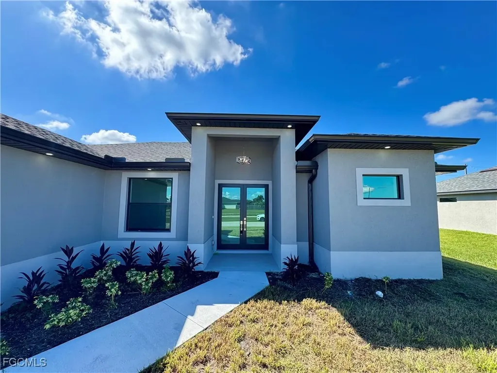 2004 Tropicana Parkway W Cape Coral FL 33993