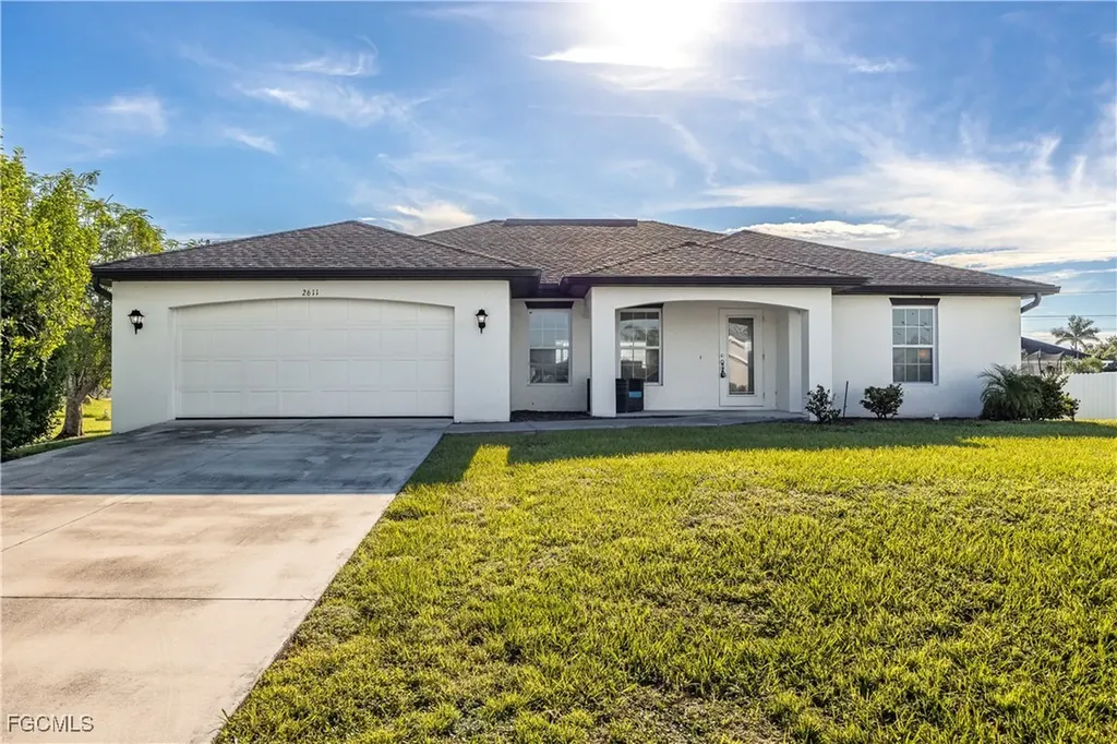 2611 NE 2nd Place Cape Coral FL 33909