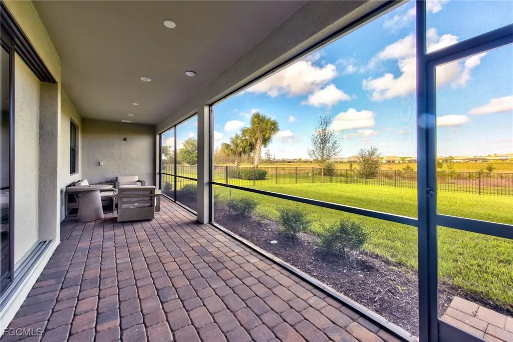 19760 Beechcrest Place Estero FL 33928