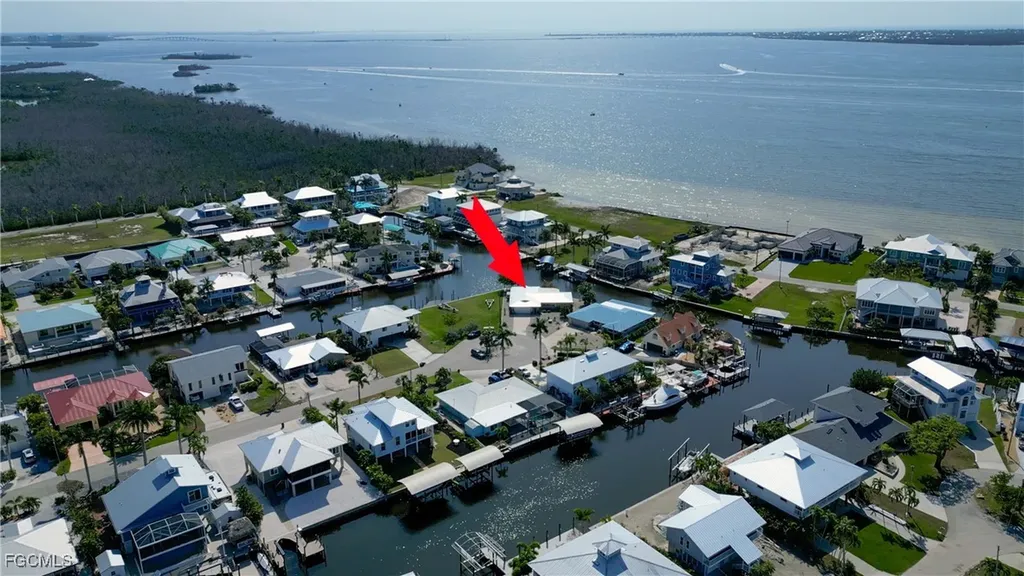 2292 Sapodilla Lane St. James City FL 33956