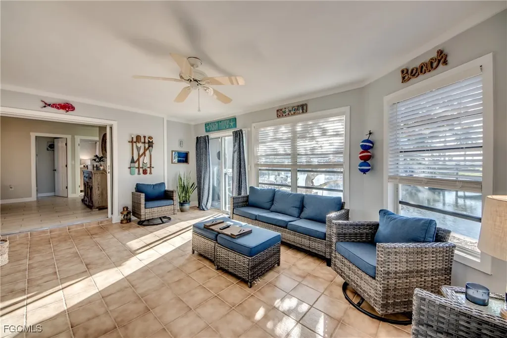 2292 Sapodilla Lane St. James City FL 33956