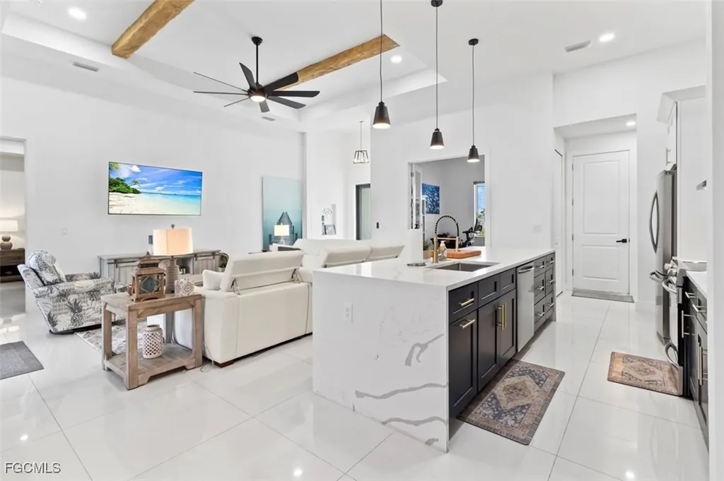 1 NW 8th Terrace Cape Coral FL 33993