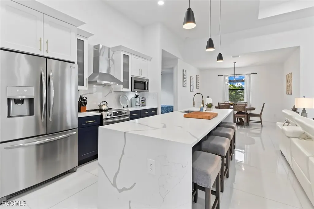 1 NW 8th Terrace Cape Coral FL 33993
