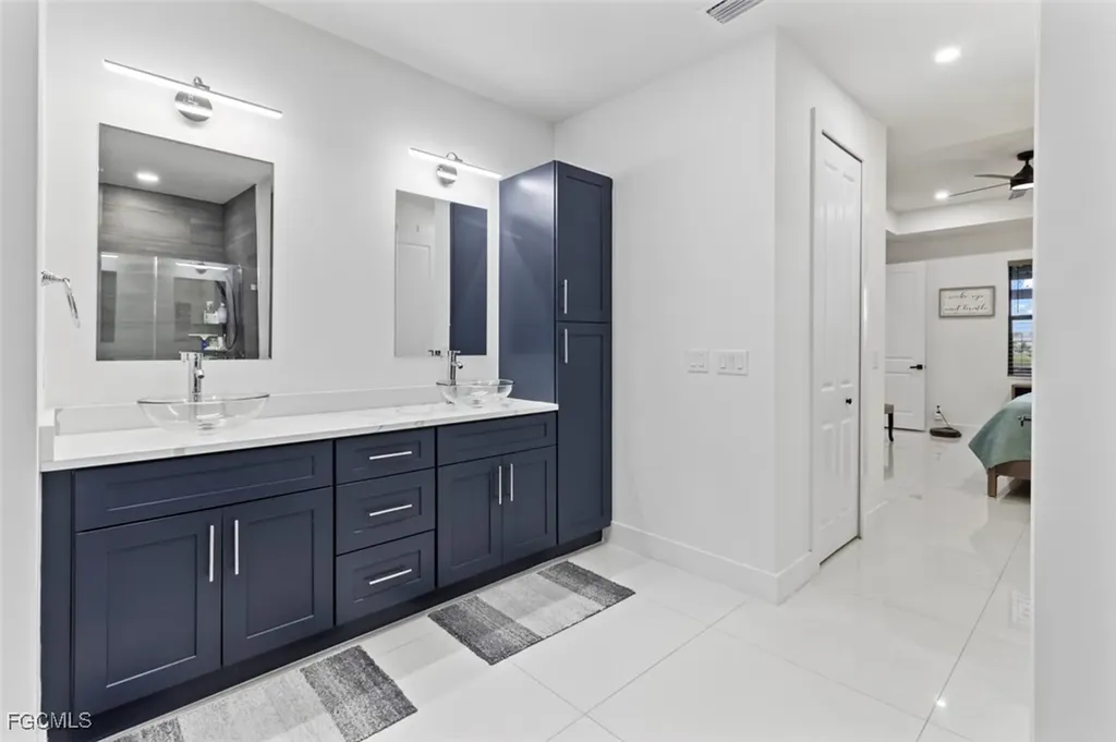1 NW 8th Terrace Cape Coral FL 33993