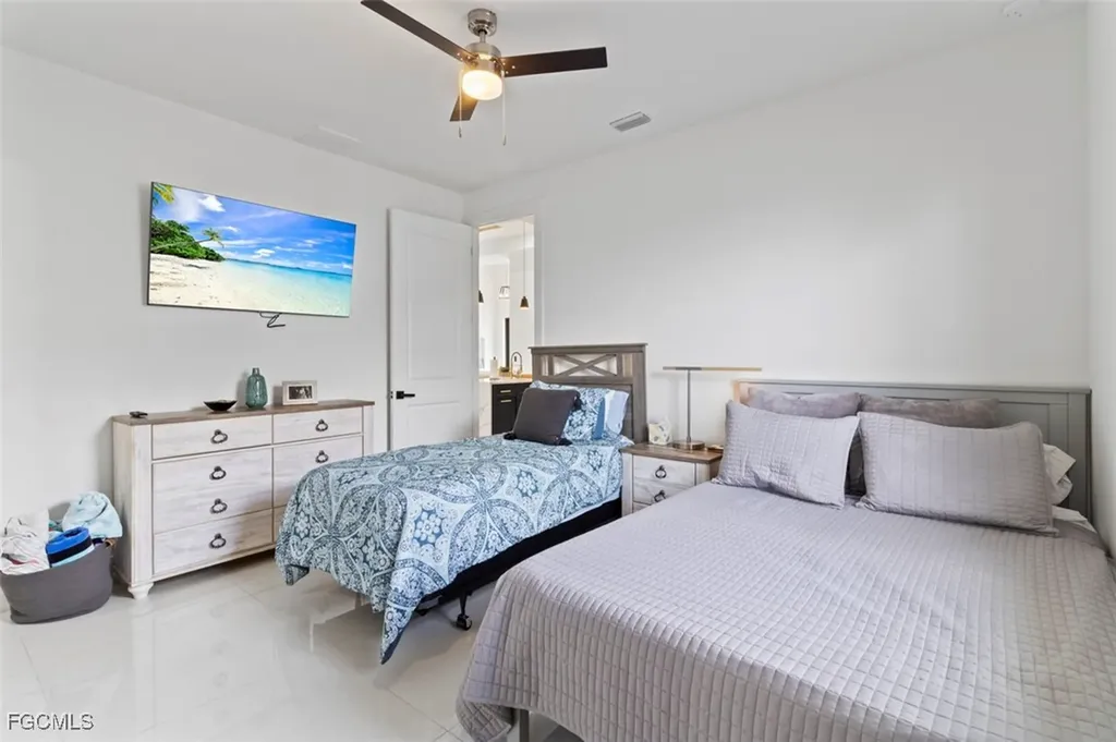 1 NW 8th Terrace Cape Coral FL 33993