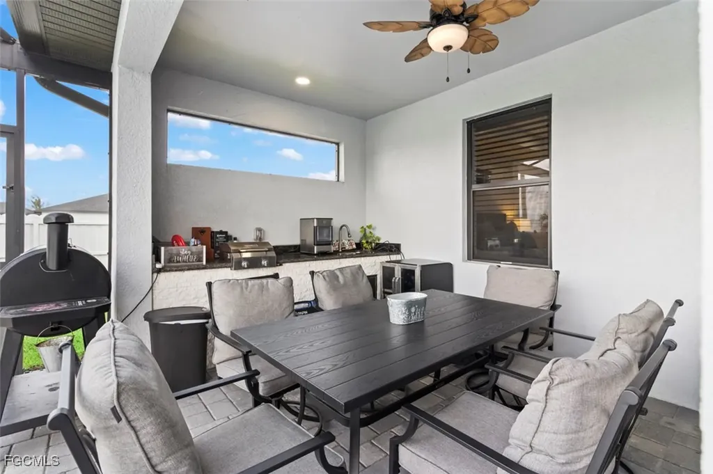 1 NW 8th Terrace Cape Coral FL 33993