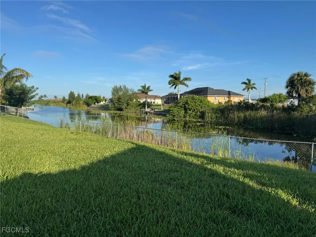 1 NW 8th Terrace Cape Coral FL 33993