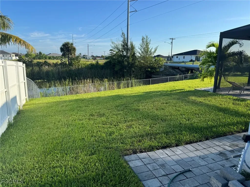 1 NW 8th Terrace Cape Coral FL 33993
