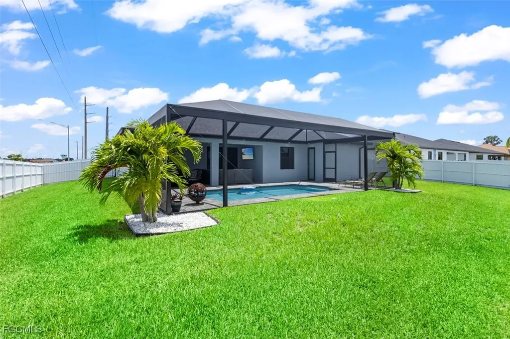1 NW 8th Terrace Cape Coral FL 33993