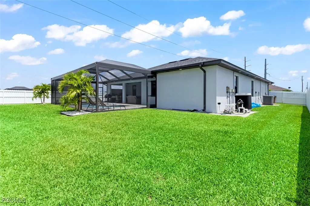 1 NW 8th Terrace Cape Coral FL 33993