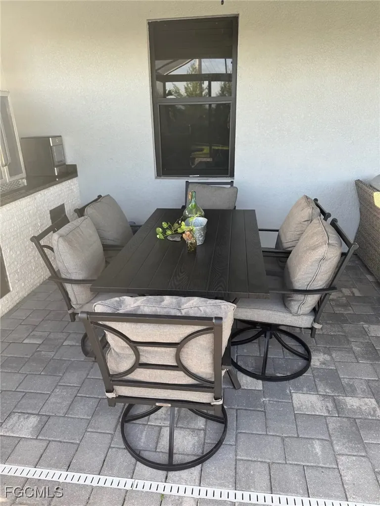 1 NW 8th Terrace Cape Coral FL 33993