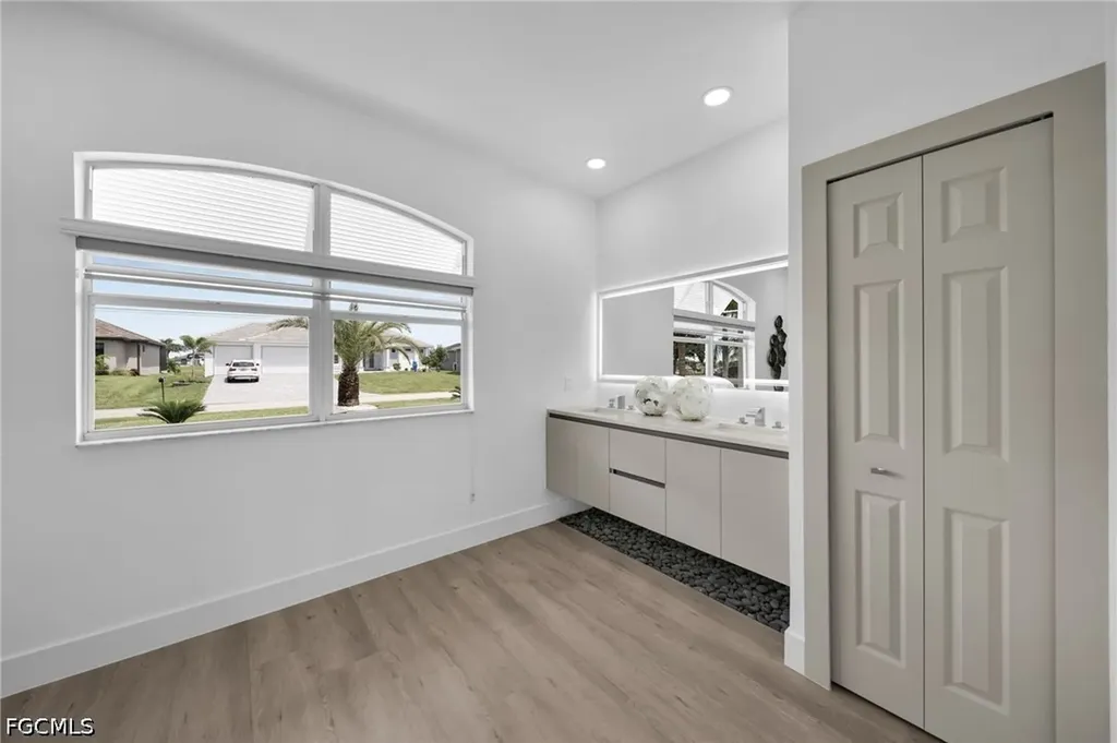 3330 NW 5th Terrace Cape Coral FL 33993