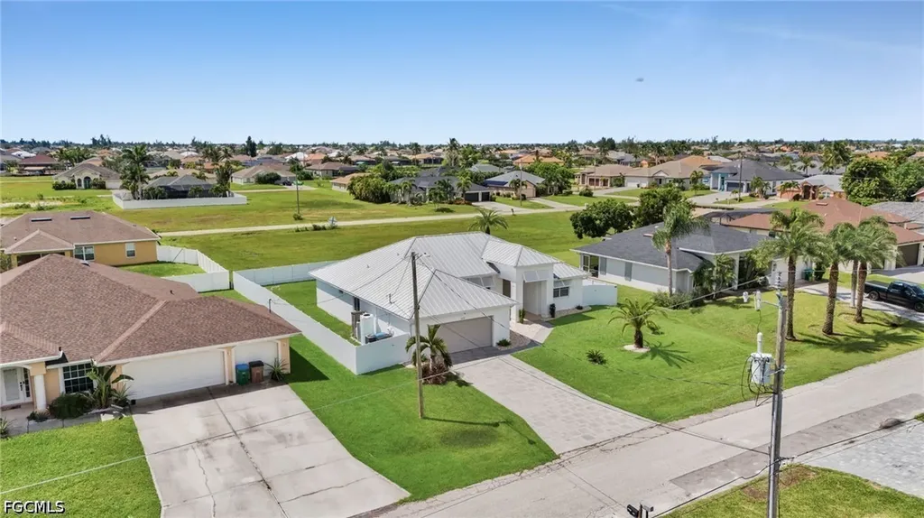 3330 NW 5th Terrace Cape Coral FL 33993
