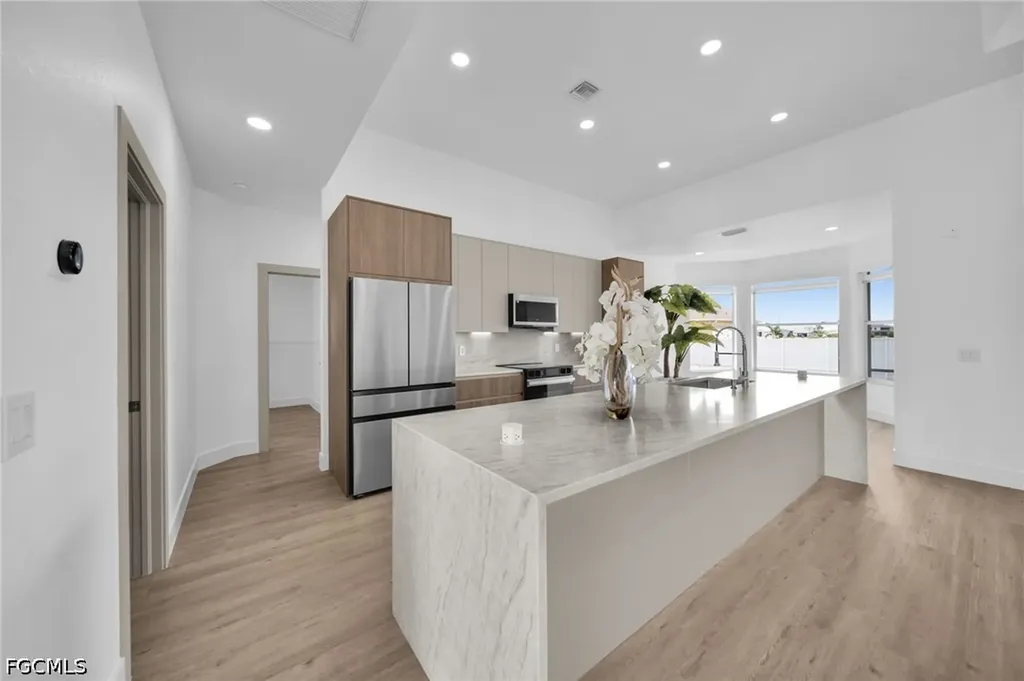 3330 NW 5th Terrace Cape Coral FL 33993