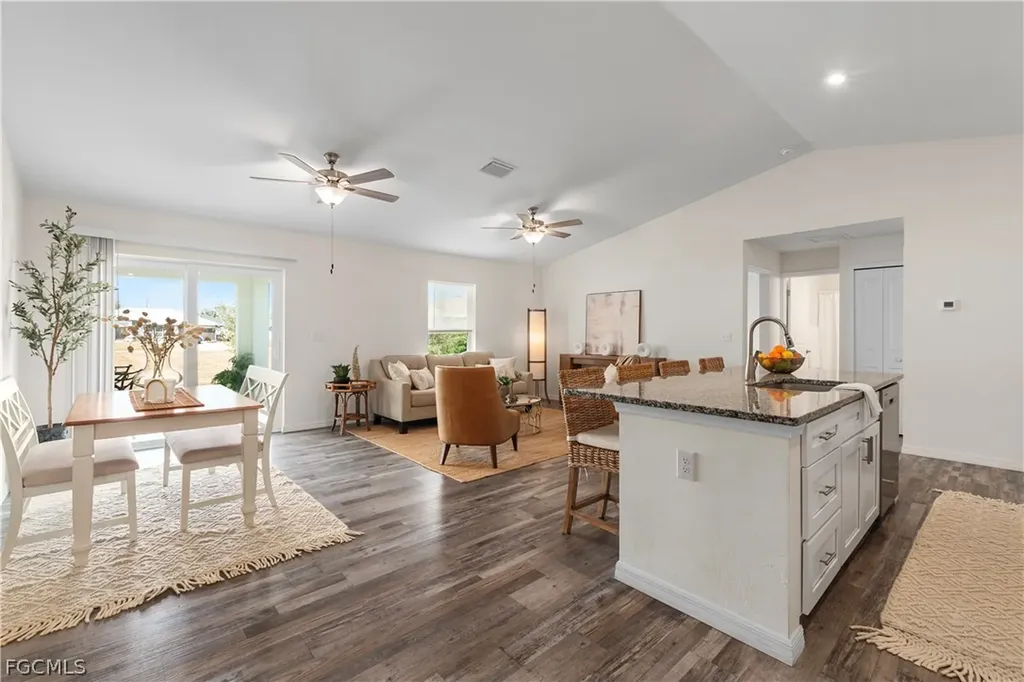 1121 NW 13th Terrace Cape Coral FL 33993