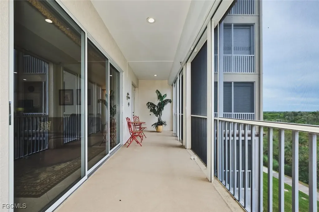 9131 Southmont Cove Fort Myers FL 33908