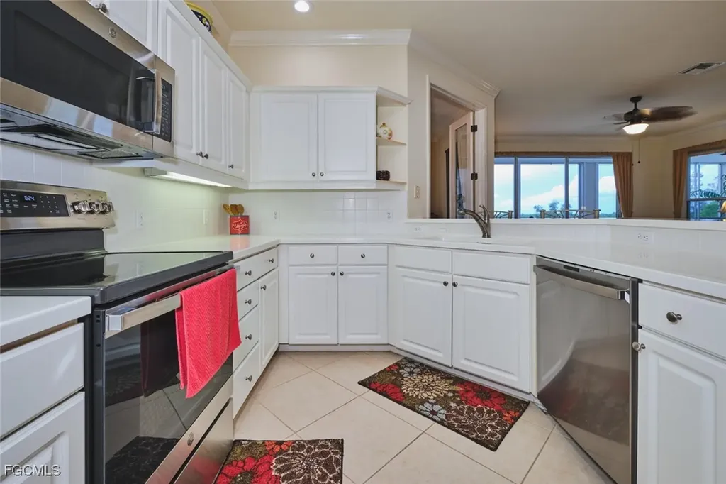 9131 Southmont Cove Fort Myers FL 33908