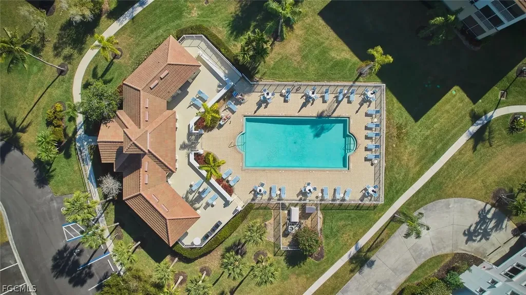 9131 Southmont Cove Fort Myers FL 33908