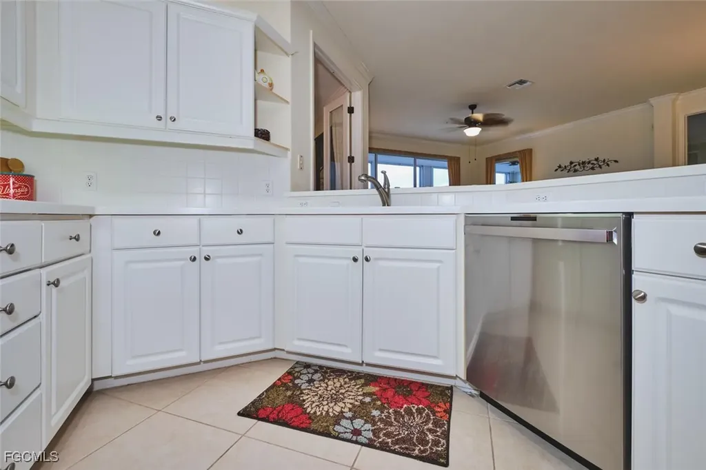 9131 Southmont Cove Fort Myers FL 33908