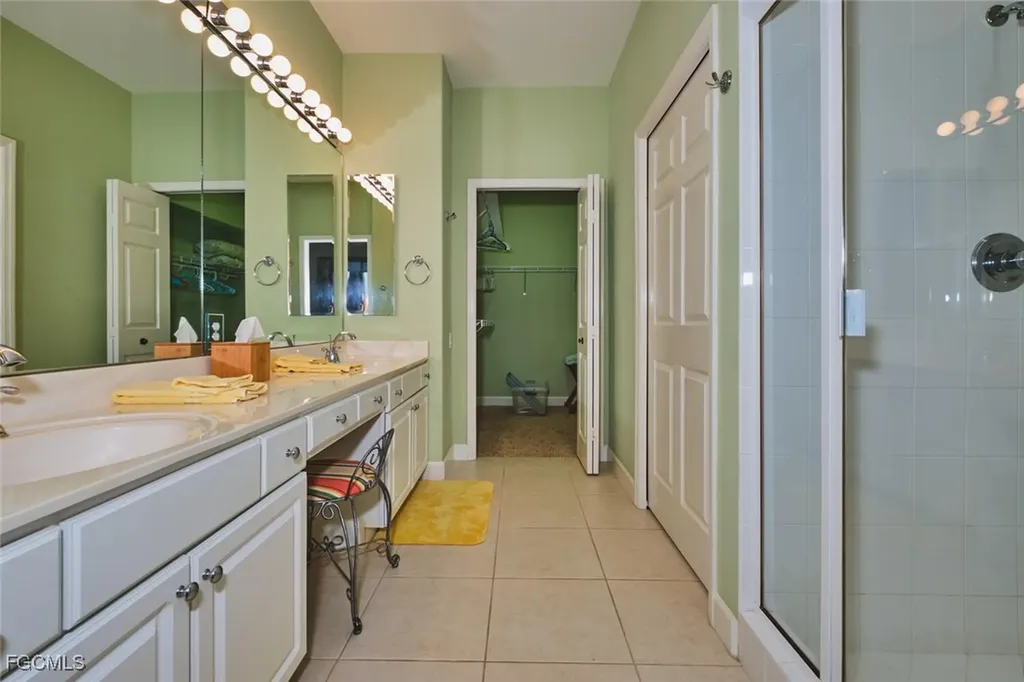 9131 Southmont Cove Fort Myers FL 33908