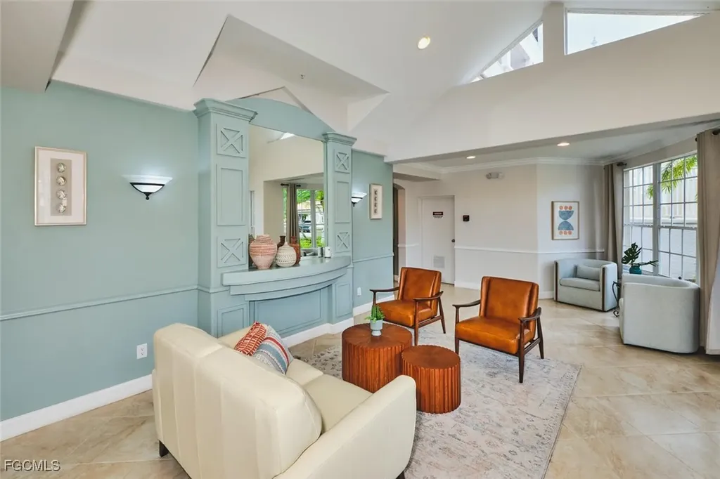 9131 Southmont Cove Fort Myers FL 33908