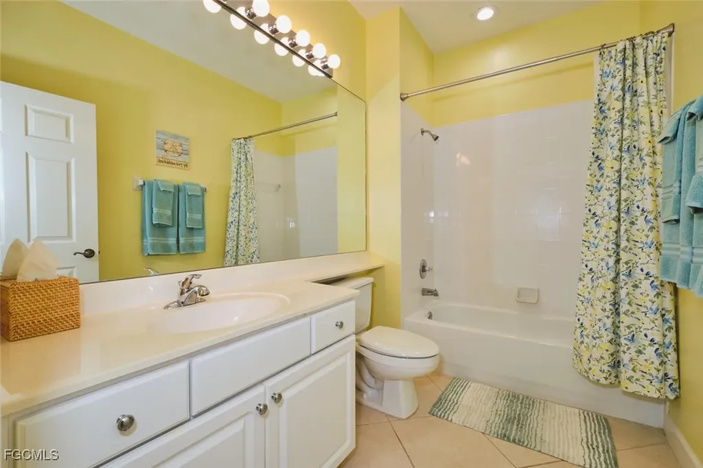 9131 Southmont Cove Fort Myers FL 33908