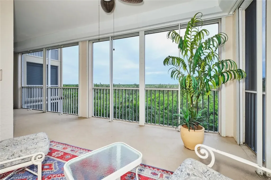 9131 Southmont Cove Fort Myers FL 33908