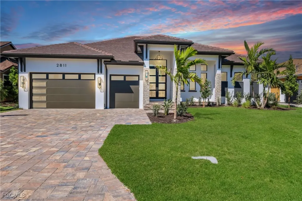 2811 SW 34th Terrace Cape Coral FL 33914