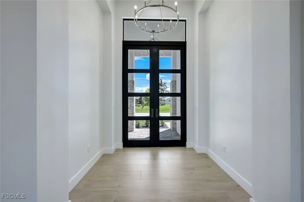 2811 SW 34th Terrace Cape Coral FL 33914
