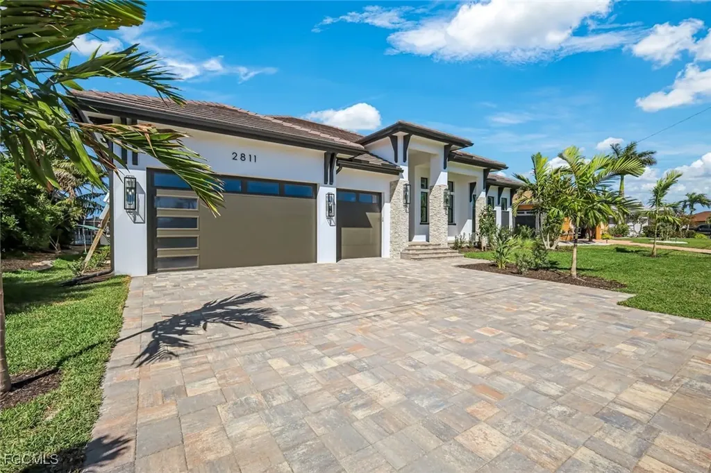 2811 SW 34th Terrace Cape Coral FL 33914
