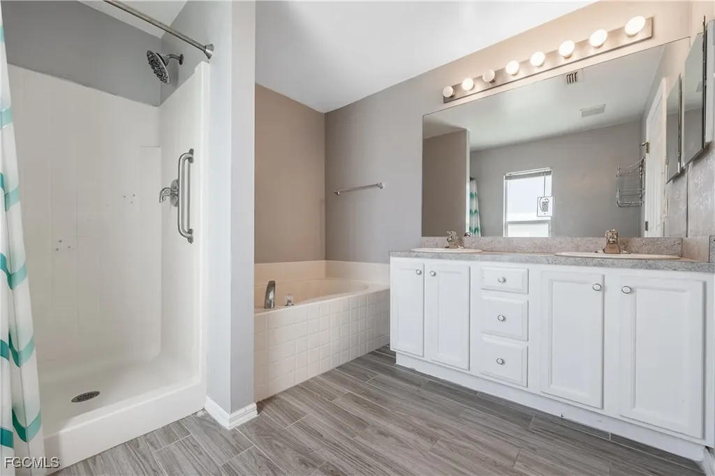 2720 Soaring Hawk Drive Fort Myers FL 33905