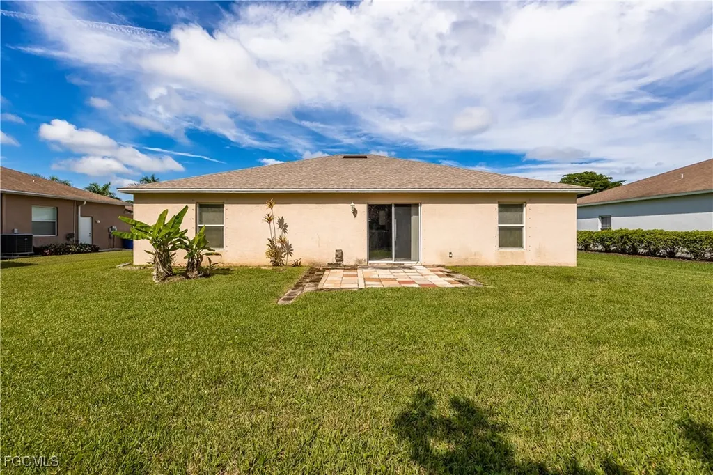 2720 Soaring Hawk Drive Fort Myers FL 33905