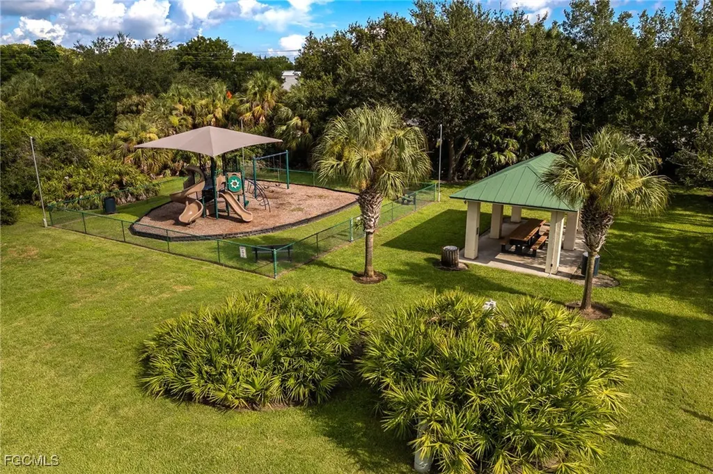 2720 Soaring Hawk Drive Fort Myers FL 33905