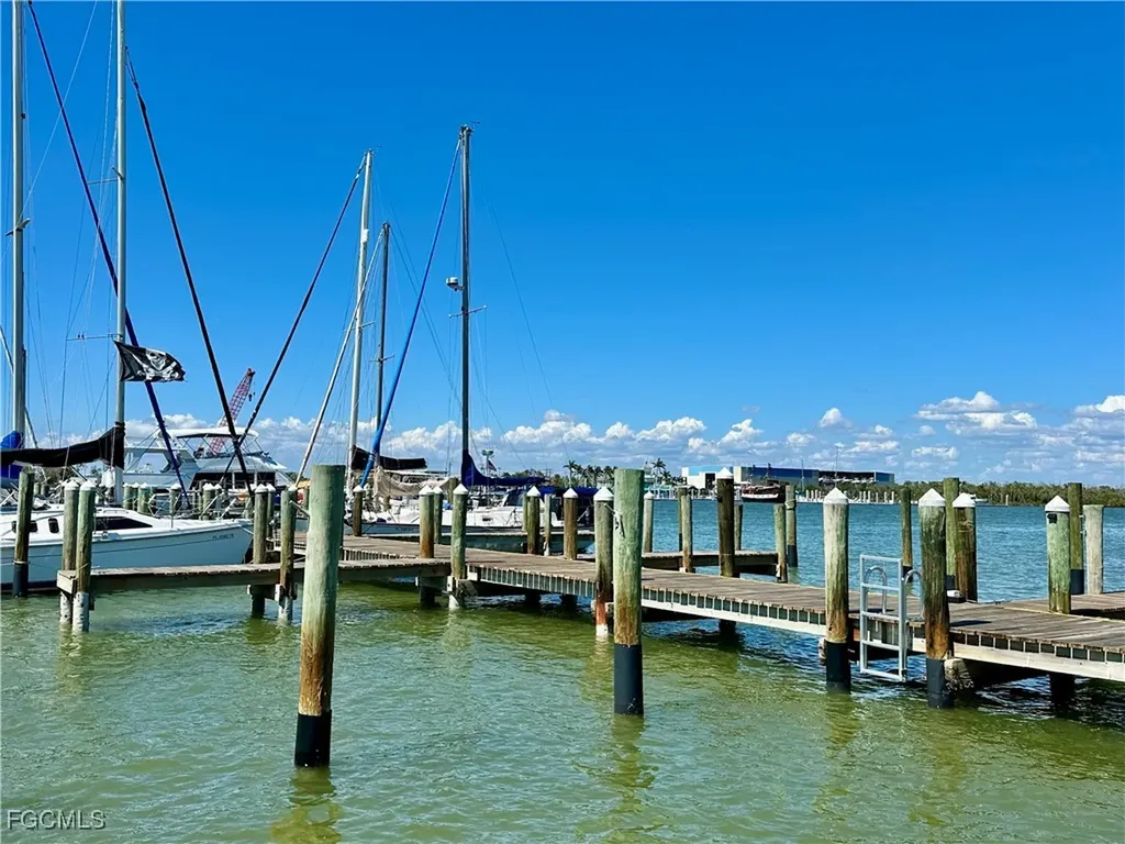 150 Pearl Street Fort Myers Beach FL 33931