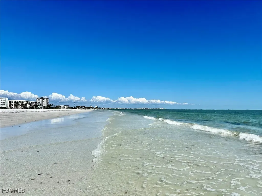 150 Pearl Street Fort Myers Beach FL 33931