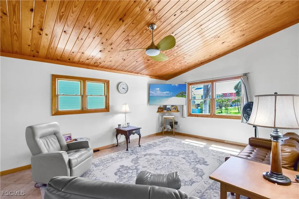 150 Pearl Street Fort Myers Beach FL 33931