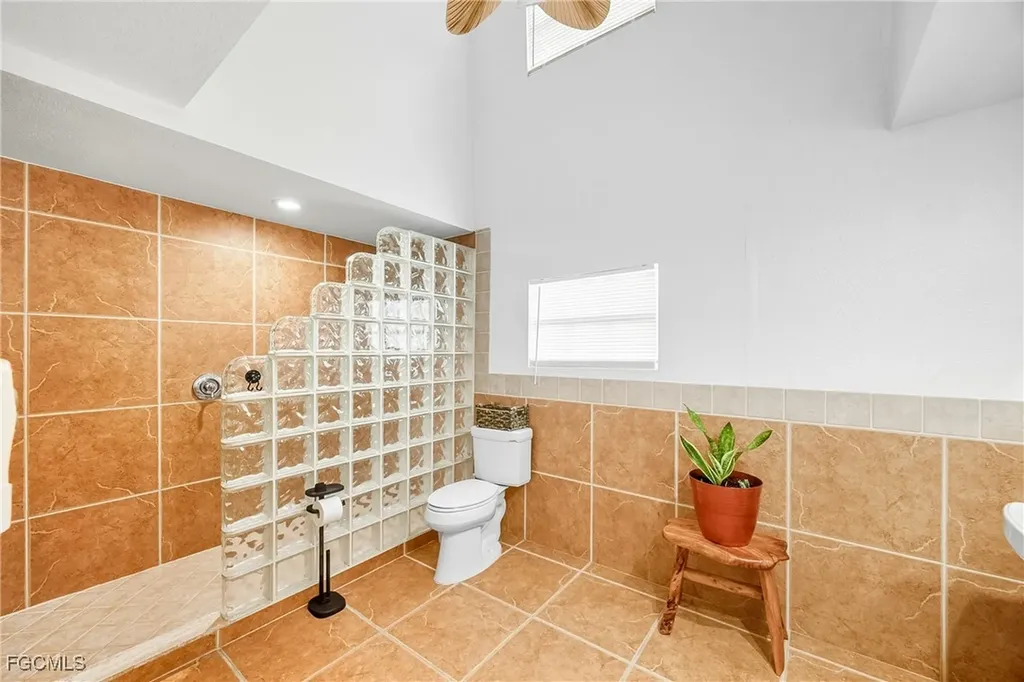 7171 Penzance Boulevard Fort Myers FL 33966