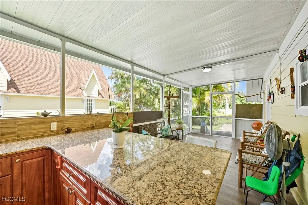 7171 Penzance Boulevard Fort Myers FL 33966