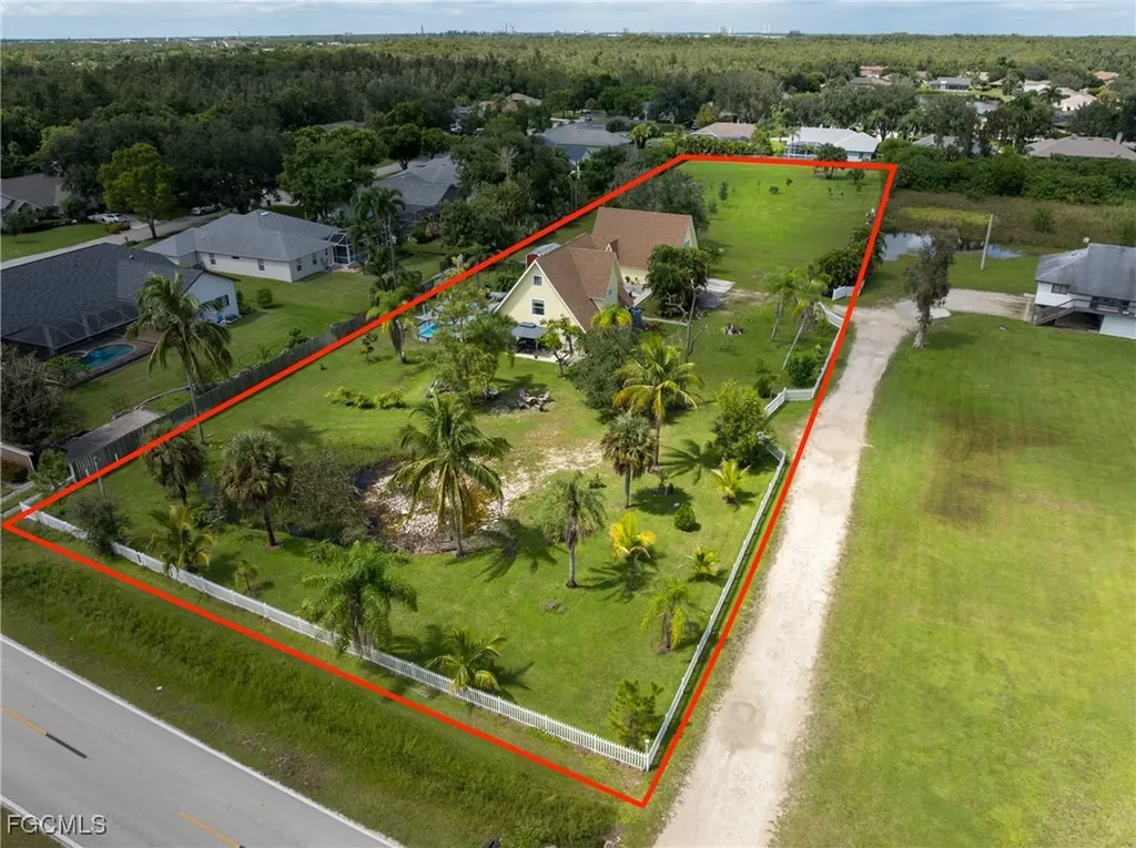 7171 Penzance Boulevard Fort Myers FL 33966