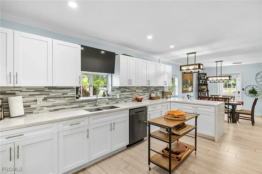 7171 Penzance Boulevard Fort Myers FL 33966