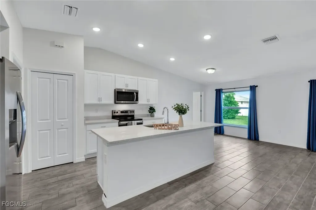 1314 SW 35th Terrace Cape Coral FL 33914