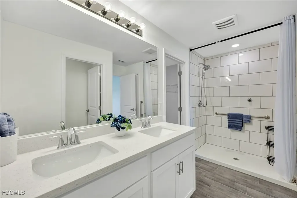 1314 SW 35th Terrace Cape Coral FL 33914