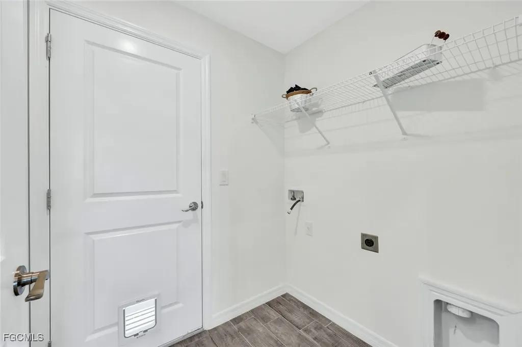 1314 SW 35th Terrace Cape Coral FL 33914