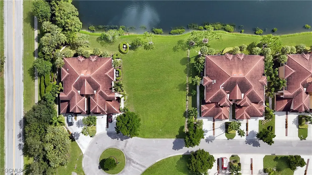 3180 Sea Trawler Bend North Fort Myers FL 33903