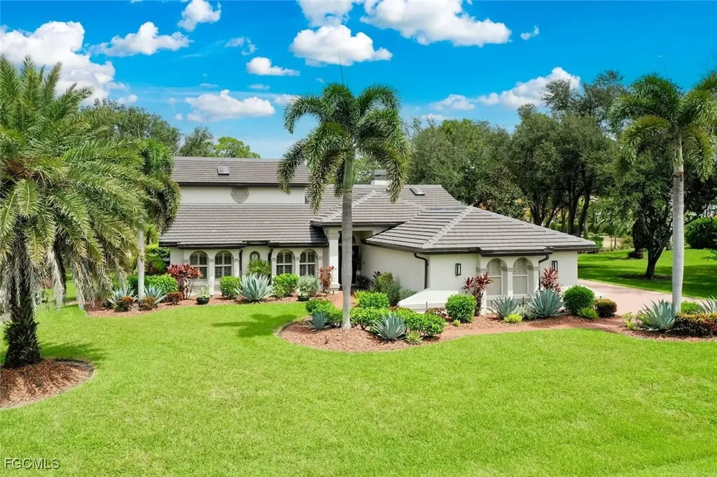 15332 Fiddlesticks Boulevard Fort Myers FL 33912