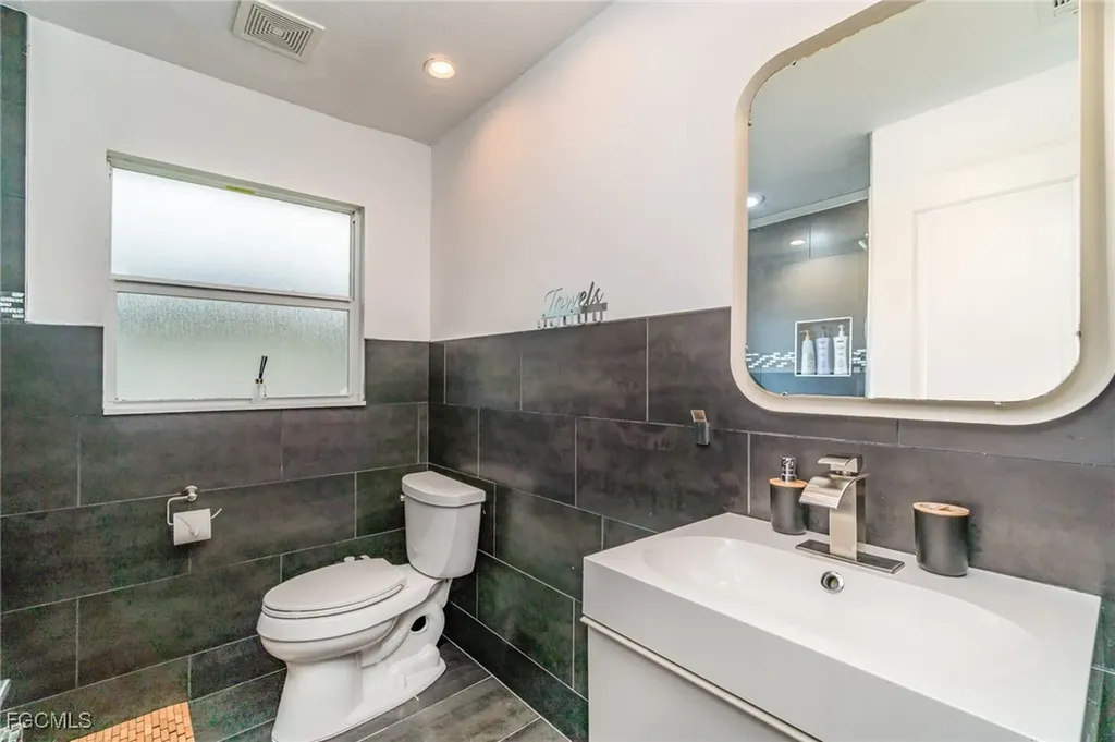 5306 Cortez Court Cape Coral FL 33904