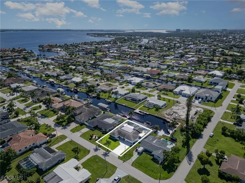 5306 Cortez Court Cape Coral FL 33904