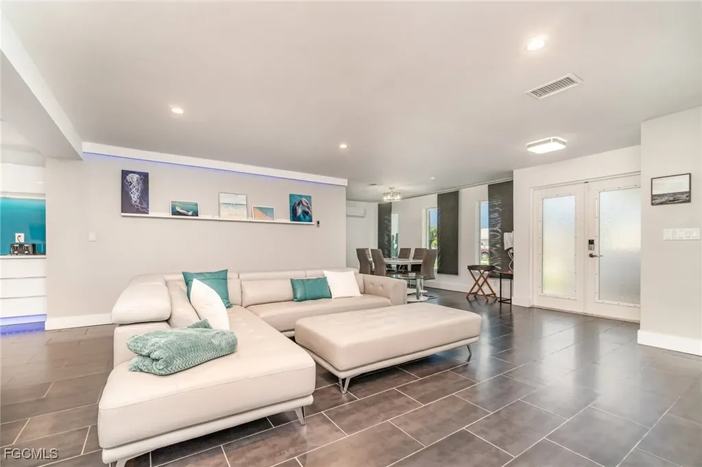 5306 Cortez Court Cape Coral FL 33904