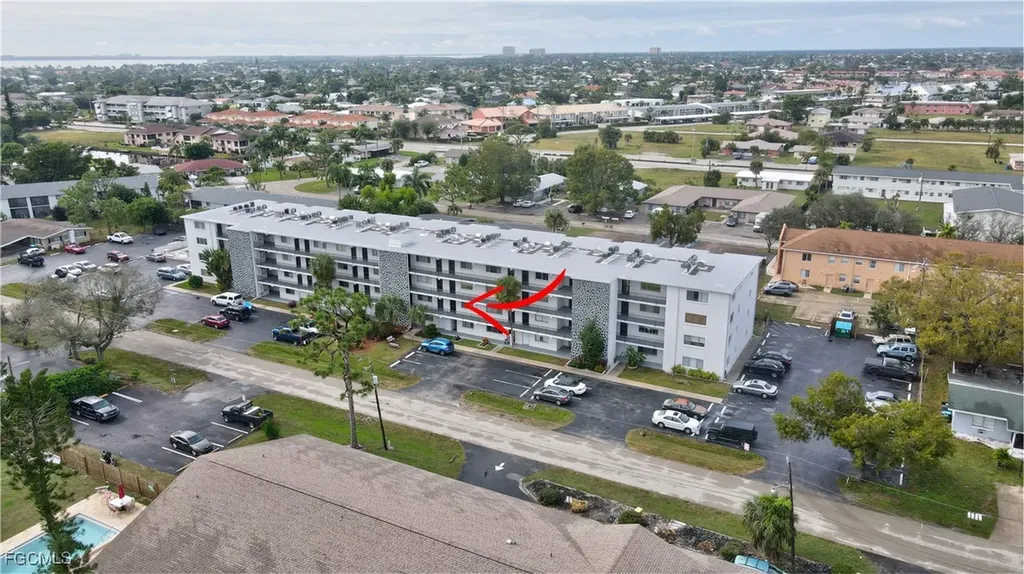 4906 Victoria Drive Cape Coral FL 33904