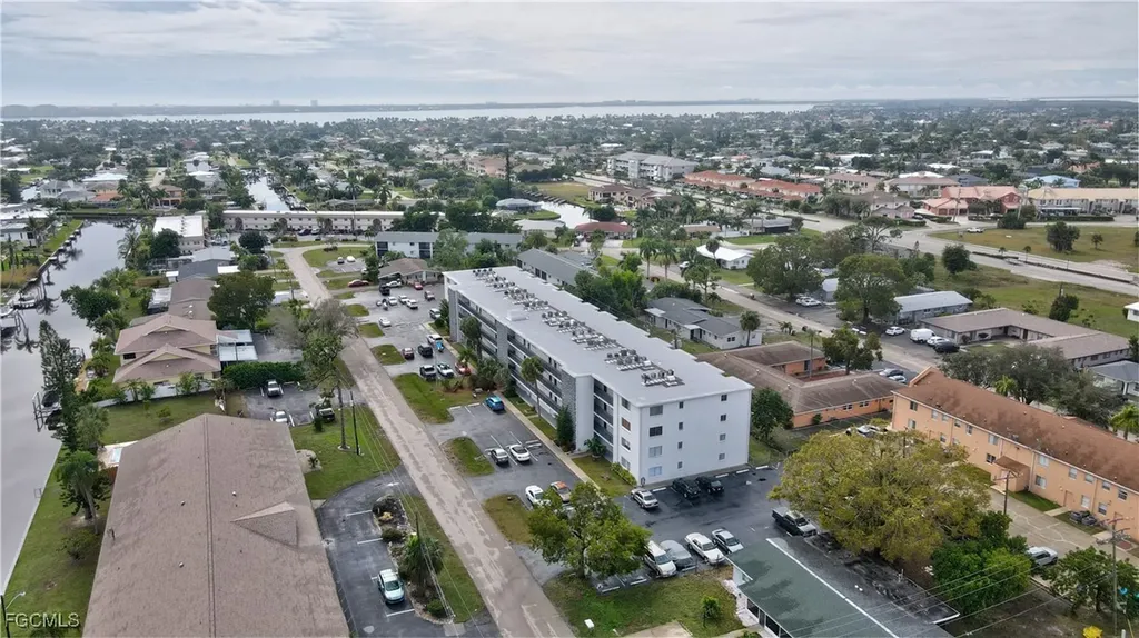 4906 Victoria Drive Cape Coral FL 33904